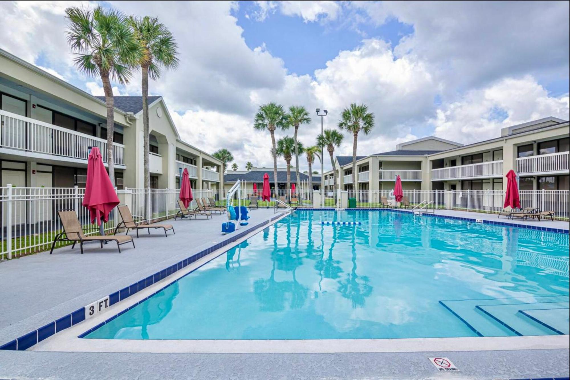 Pool - Wifi - Parking - Best Location ! Kissimmee Exterior photo